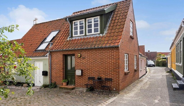 AE318 Marstal - Færgestræde 45