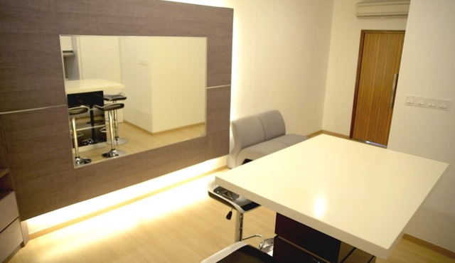 Aegae Suites by LivingComfort