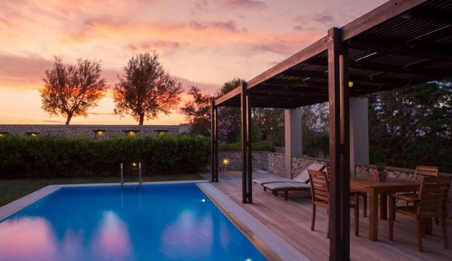 Aeriko-Gorgona Beachfront Villa with Stunning View and Private Pool