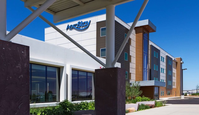 AeroStay Hotel