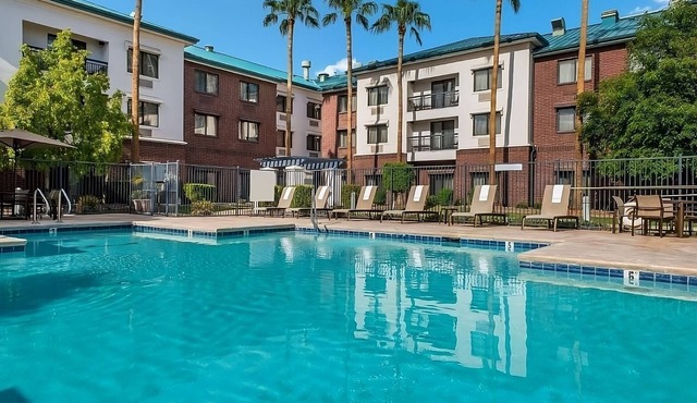Affordability Meets Comfort! Two Relaxing Units, Swimming Pool, Pet-friendly!