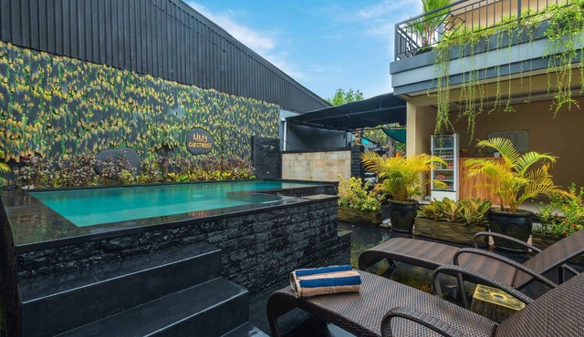 Affordable 1BR Deluxe Room in Legian