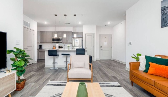 Affordable 2-bedroom, Whitestown