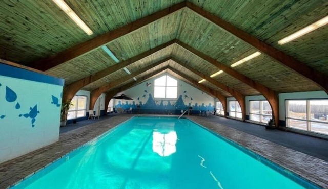 Affordable and Family-Friendly Double Room Near Local Presque Isle Hotspots