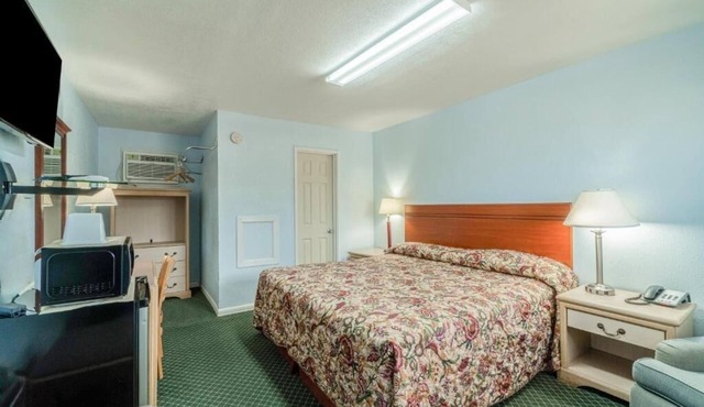 Affordable Budget Room Perfect for Overnight Stays