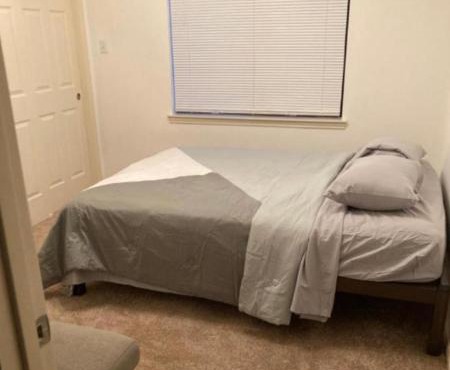 Affordable Central Houston Stay Minutes from Downtown No Smoking