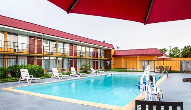 Affordable Comfort Near New Orleans French Quarter – Easy Access