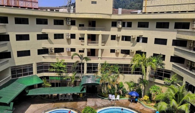 Affordable Cozy Apartment @ Coral Bay Resort