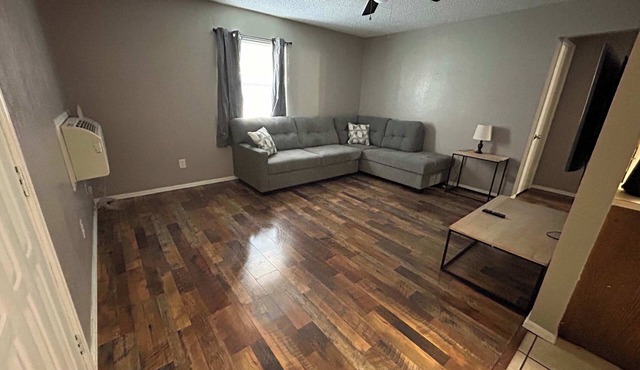 Affordable & Cozy Near the Base is set in Lawton. Both free WiFi and parking on-