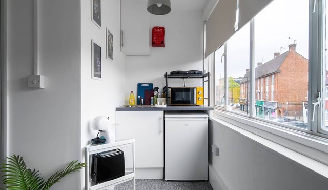Affordable En-Suite Studio Rooms in London, N14 1B