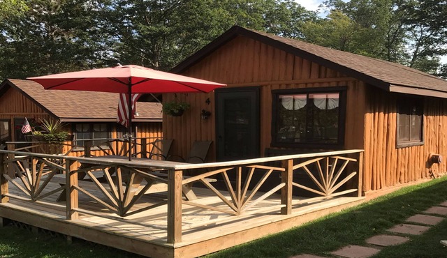 Affordable, Lake Front Log Cabin - Cabin 3