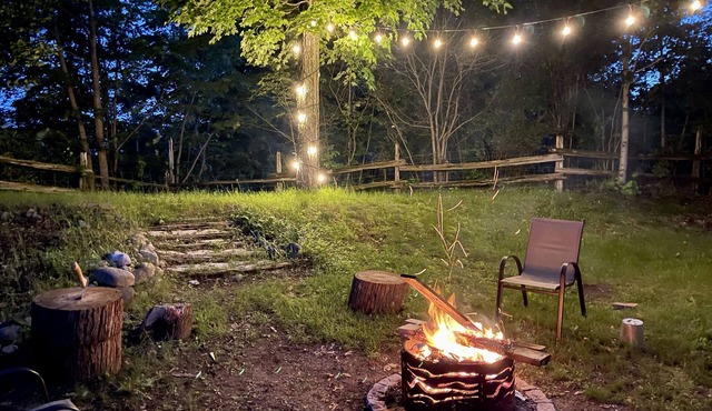 Affordable Lake-view golfers suite w/firepit, grill, close to parks & beaches