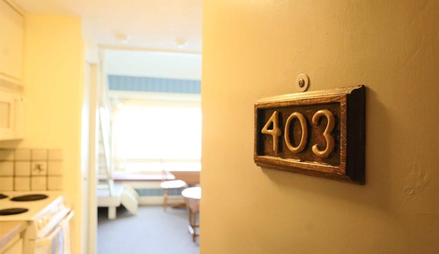 Affordable Loft Unit at Inns of Waterville Valley with easy walk to Town Square (403)