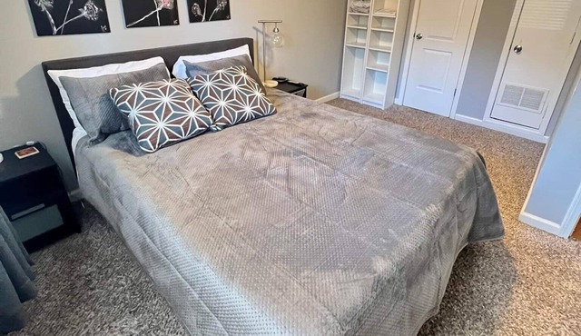 Affordable Long-Term Work or Study Rental