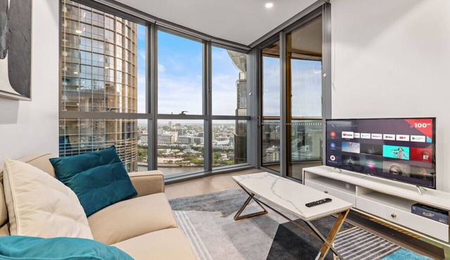 Affordable Luxe City&RiverViews | 5-Star Amenities