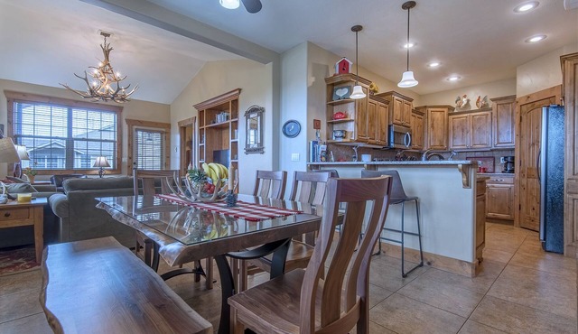 Affordable Luxury 2nd floor Condo Accepting Dec. 2025 and all 2026 Bookings