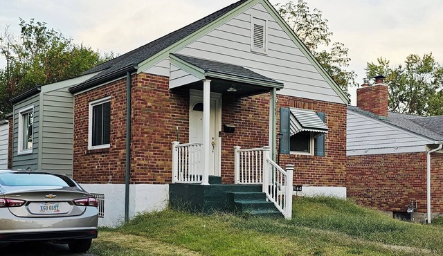 Affordable Peaceful Cozy House in STL