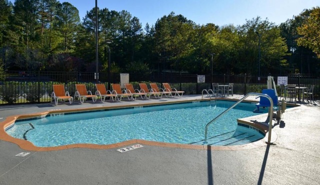 Affordable Retreat near Clemson University with Pool and Free Breakfast