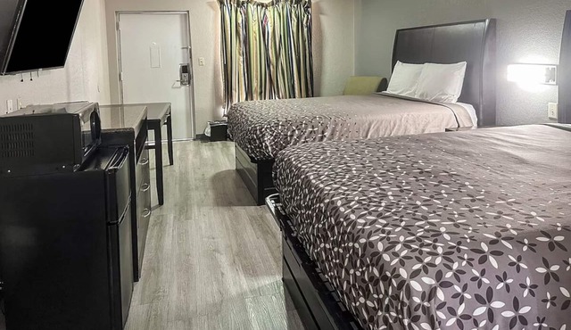 Affordable Retreat Near Lake Guntersville State Park for Hiking - 4 Units!