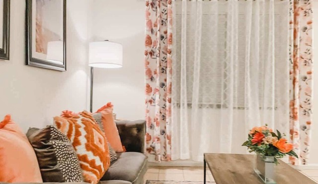 Affordable Retro Retreat | 80s Townhouse | 2 BDRMs