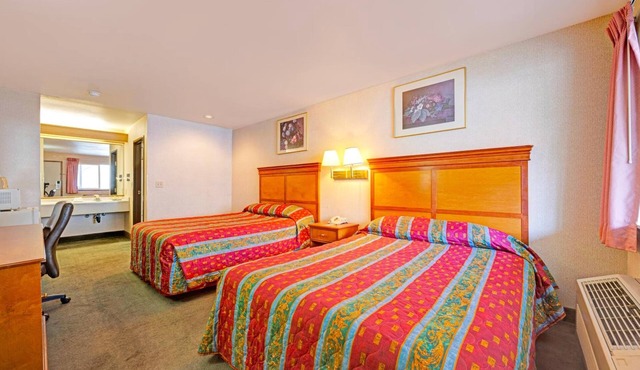 Affordable Riverside Escape Awaits! | East Point Kite Beach - 0.2 miles