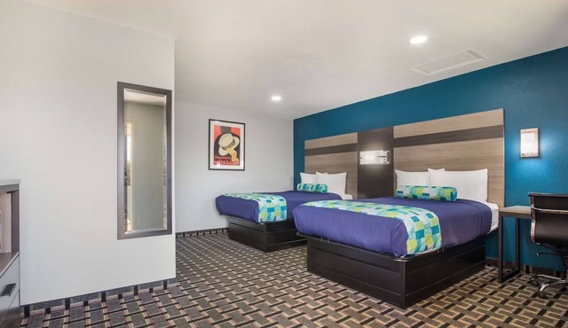 Affordable Salem Inn Perfect for Road Trips & Outdoor Adventures
