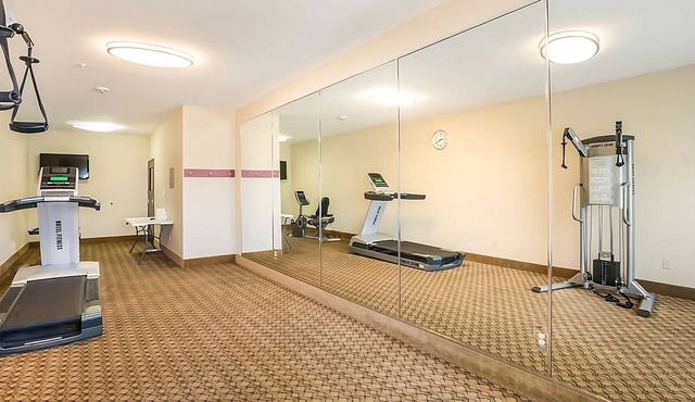 Affordable Stay at Knights Inn Bunkie! 4 Units, Comes w/Free Bfast & Parking!