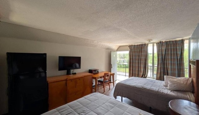 Affordable Stay with 3 Rooms Near Cartersville’s Top Attractions – Book Today!