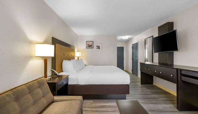 Affordable Unit Near I-81 – Great Location for Road Trippers | Pets Allowed