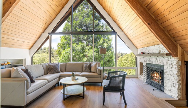 AFrame Lakehouse with sunset over the lake views