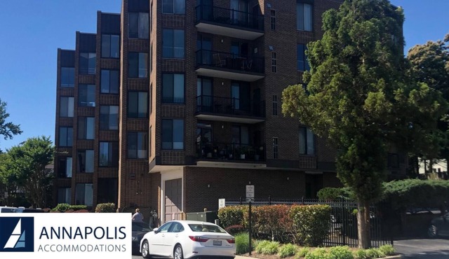 After a long day, park and take a walk to a favorite Eastport pub or restaurant or venture over the draw bridge into downtown for a morning coffee or evening ice cream.