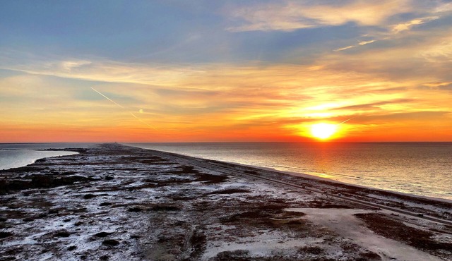 After Dune Delight Posh Luxury Outstanding Gulf & Sound Views 5-Star Rated Condo