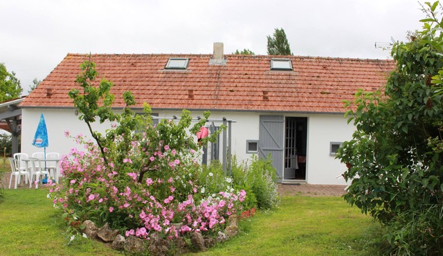 Agapanthe: Beautiful quiet residence relaxing neighborhood near the sea