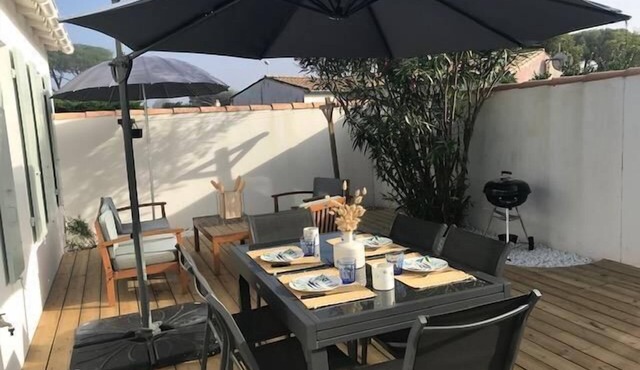 AGAPANTHES Pretty House near Beach/Shops