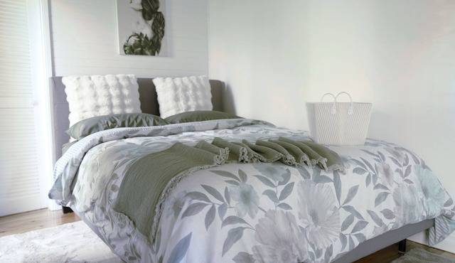 Agape Grove Farm – Off-Grid Digital Detox Retreat