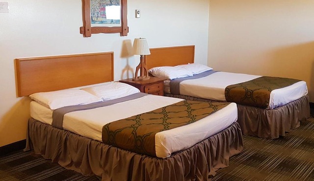 Agassiz Hotel and Restaurant - Under New Management