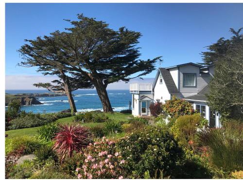 Agate Cove Inn