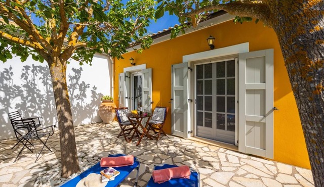 Agathi Cottage - One Bedroom Apartment, Sleeps 2