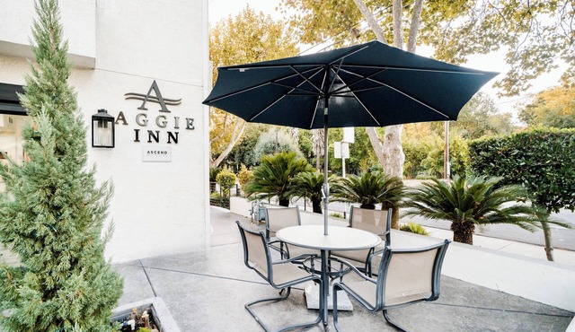 Aggie Inn, an Ascend Collection Hotel