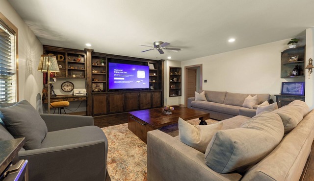 Aggieland Apartment Suite