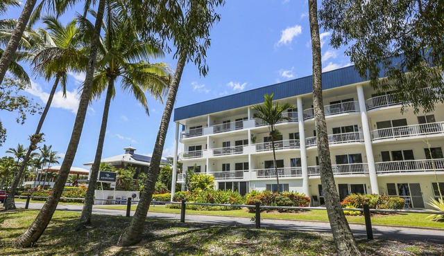 Agincourt Beachfront Apartments