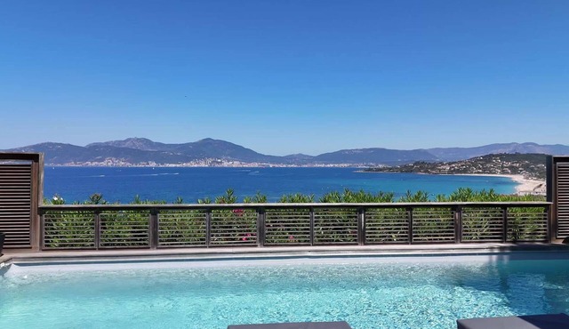 AGNARELLU - 3 bedrooms, sleeps 6, swimming pool, sea view, summer kitchen