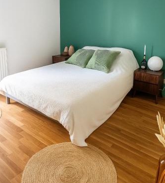 Agréable 2 chambres avec terrasse et parking privé