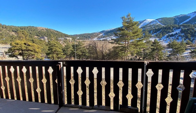 Agréable 2 Pièces à Gréolières les Neiges