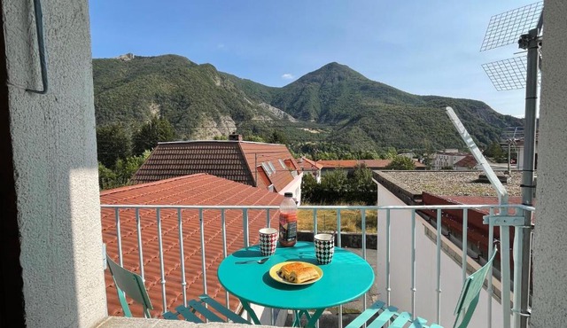 Agréable appartement typiquement Haut-Alpin