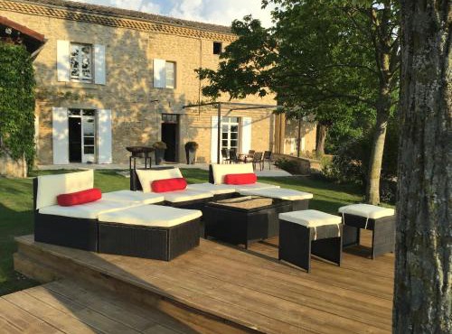 Agréable bastide provençale avec piscine