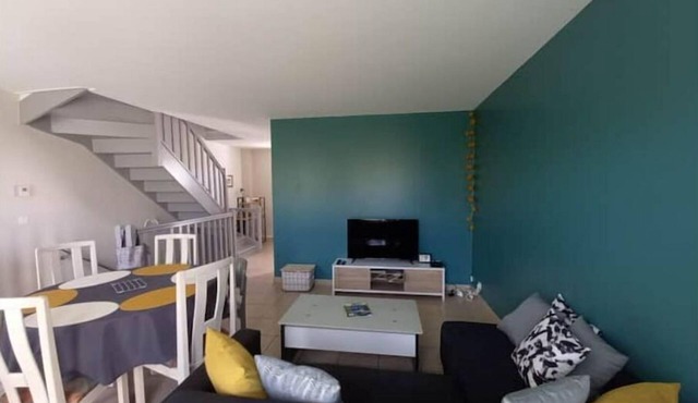 Agréable Maison Entièrement Aménagée Proche Centre