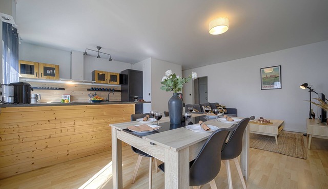 Agréable Appartement Idéalement Situé au Pied du Tramway