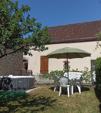 Agréable petite maison de vacances - 3 pers - à la campagne - Chéniers, Creuse