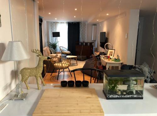 Agréable maison de ville ,calme avec tous les commerces à 150M